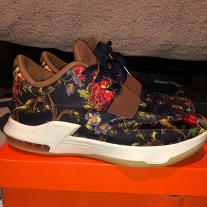 Nike KD Aunt Pearl Floral